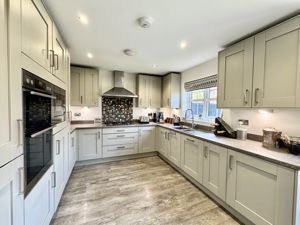 Photo 7- click for photo gallery